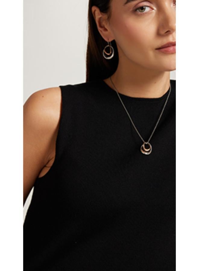 كالفن كلاين أقراط مزينة بحلقات متداخلة - Image 3